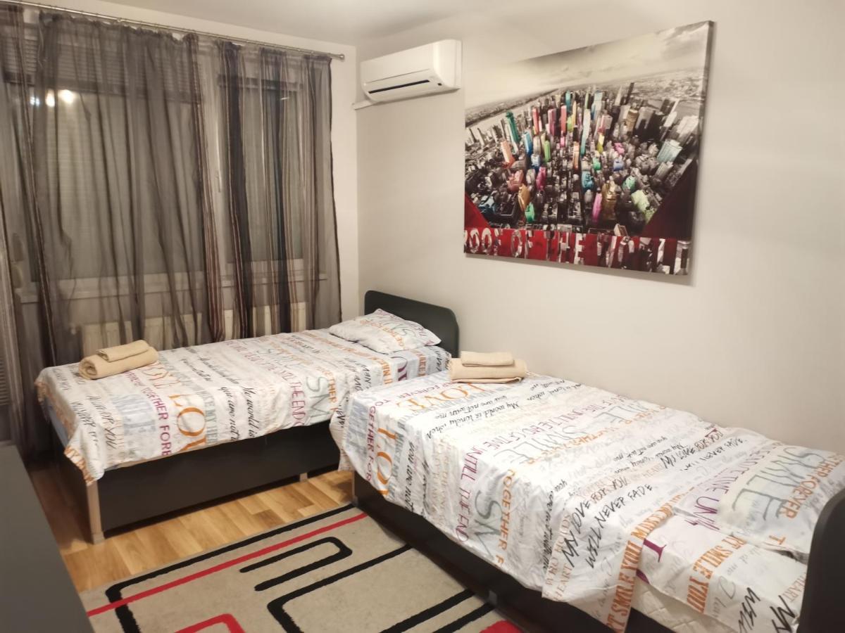 Уютен Апартамент В Централната Част На Стара Загора Eksteriør billede